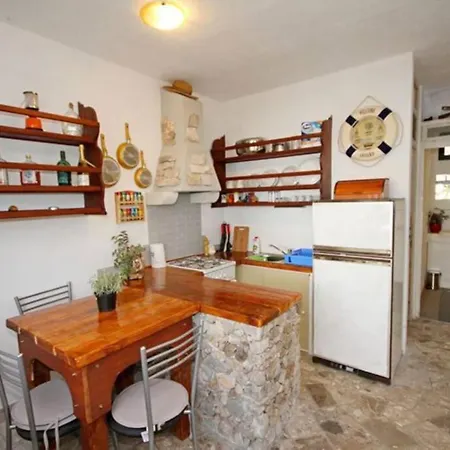 Robinson House On The Beach Vakantiehuis *
